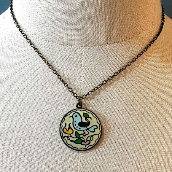 Enamel bird circle  pendant necklace - Picture 2 of 9